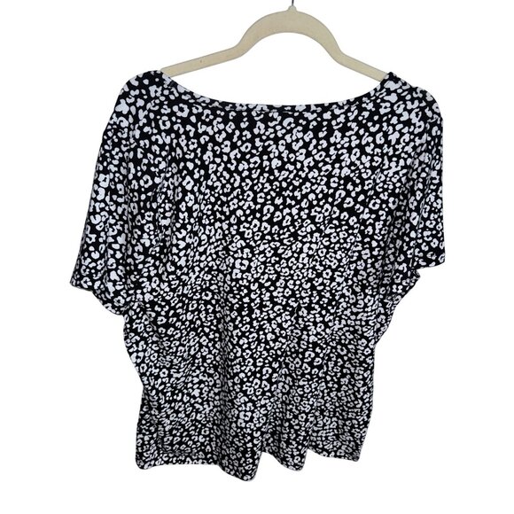 Jones New York Sport Plus Size 2X Black & White Leopard Print Top Tee Shirt - Picture 4 of 5